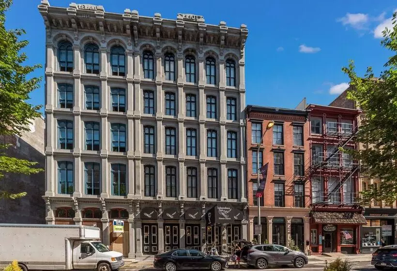 Independence Park Hotel, Premier Collection