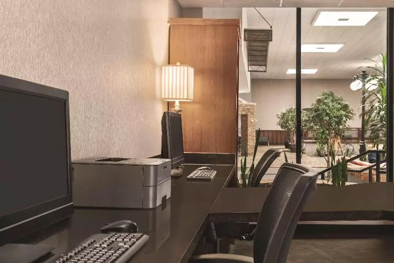 Radisson Hotel Fort Worth North Fossil Creek