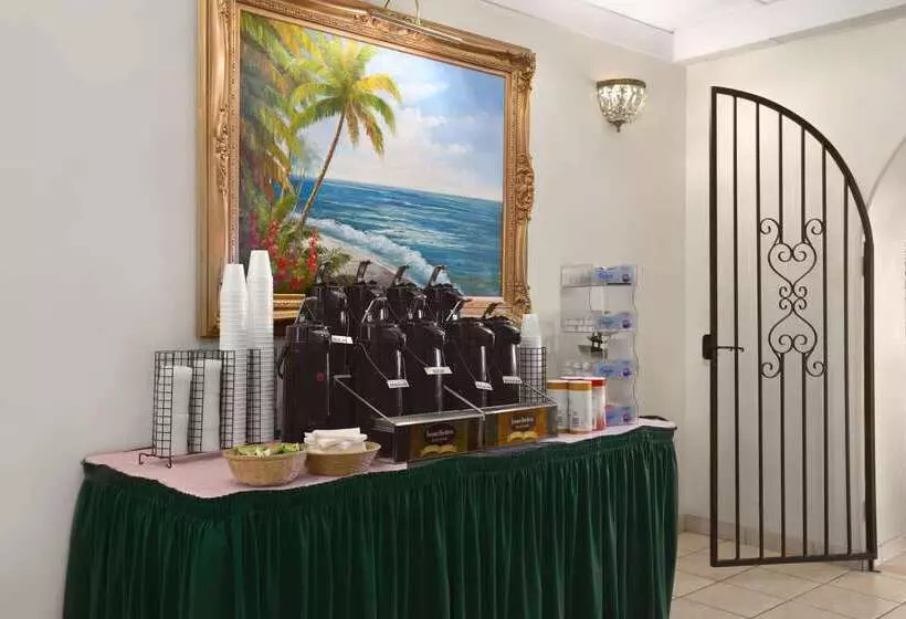 Hotel Ramada By Wyndham Grand Junction