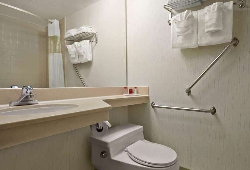 هتل Ramada By Wyndham Grand Junction