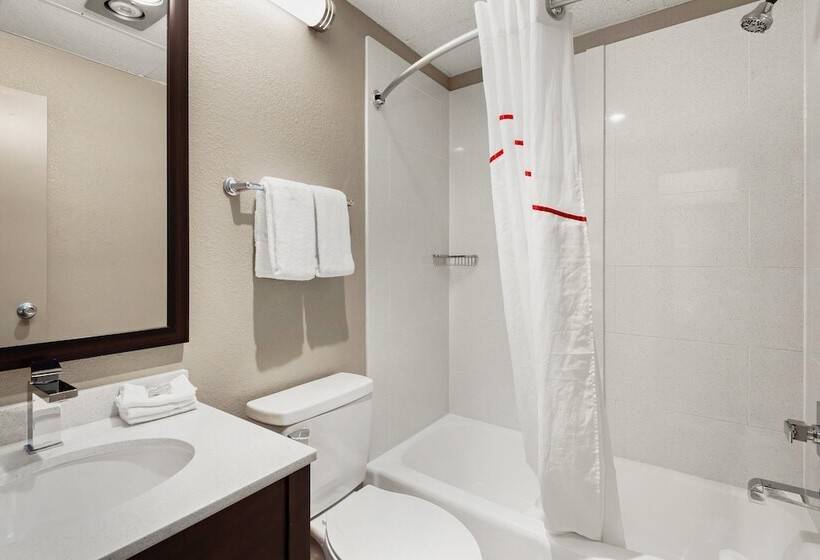 בית מלון כפרי Red Roof Inn Norwich