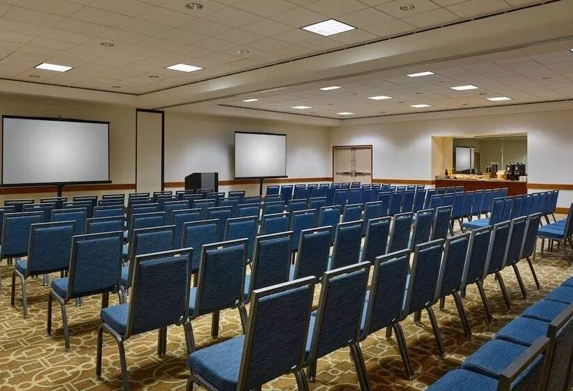 Sheraton Kansas City Hotel At Crown Center