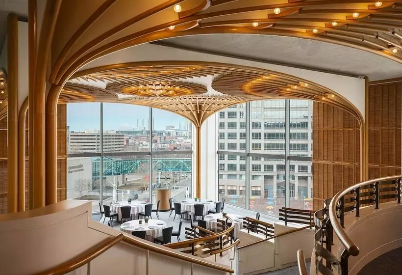 Sheraton Kansas City Hotel At Crown Center