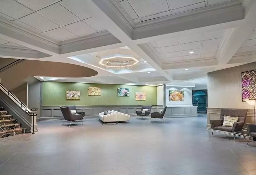 Sheraton Tucson Hotel & Suites