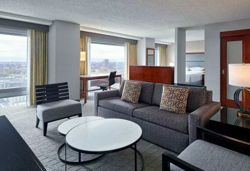 Sheraton Kansas City Hotel At Crown Center
