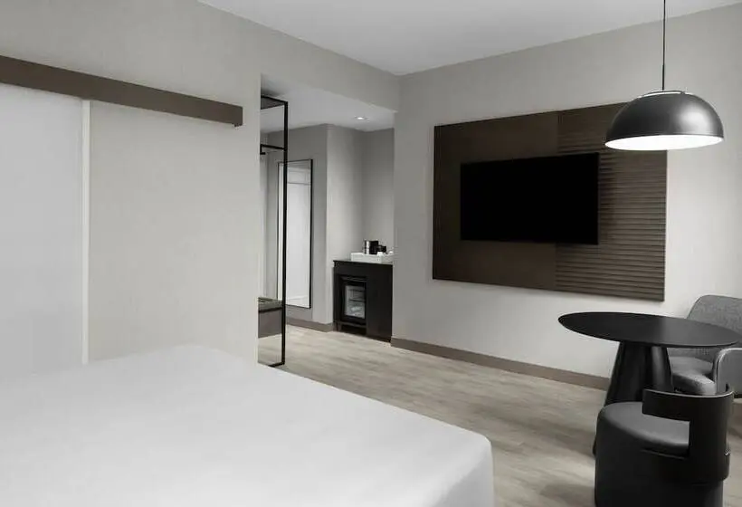 AC Hotel by Marriott Arlington National Landing