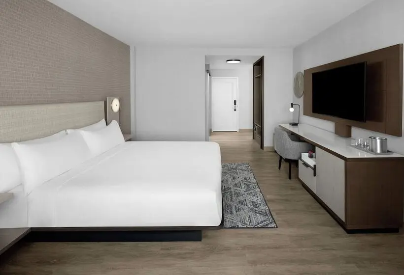 AC Hotel by Marriott Arlington National Landing