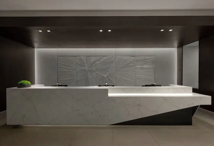 AC Hotel by Marriott Arlington National Landing