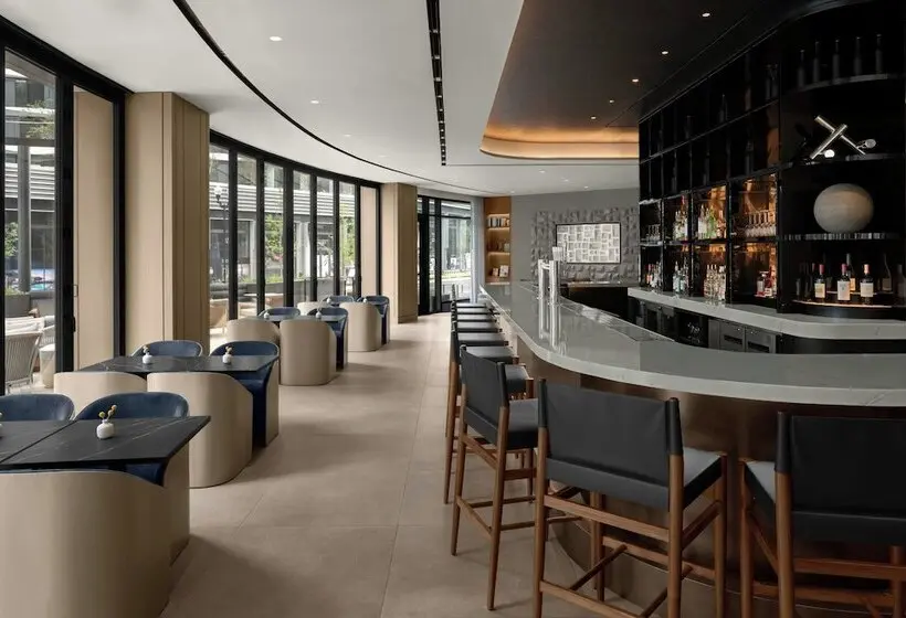 AC Hotel by Marriott Arlington National Landing