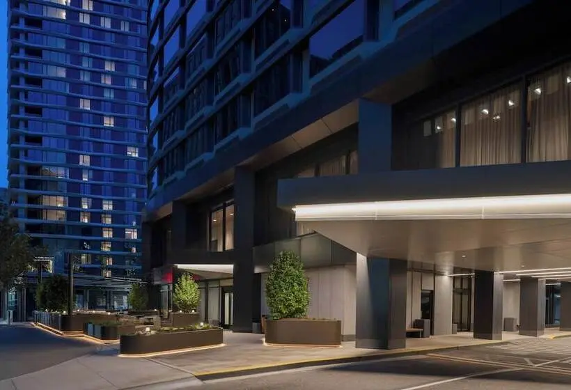 AC Hotel by Marriott Arlington National Landing