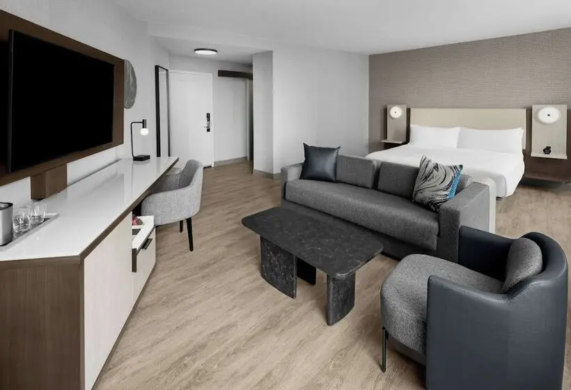 AC Hotel by Marriott Arlington National Landing