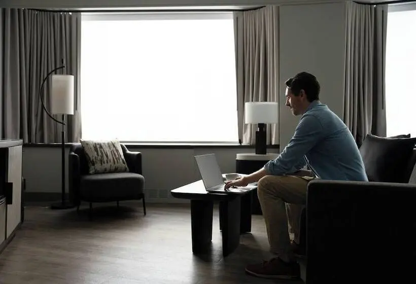 AC Hotel by Marriott Arlington National Landing