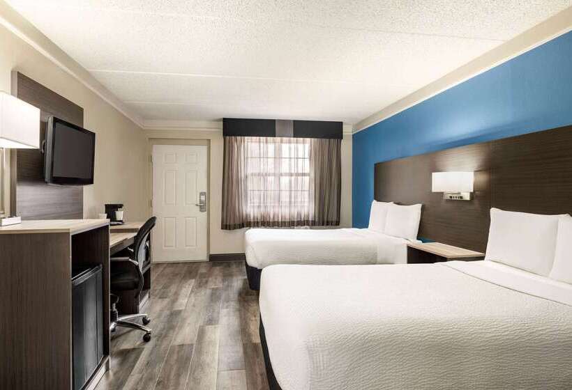 هتل La Quinta Inn By Wyndham San Antonio I35 N At Toepperwein