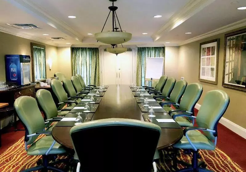 Stamford Marriott Hotel & Spa