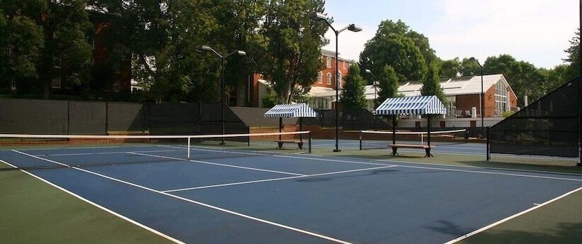 Otel The Martha Washington Inn And Spa