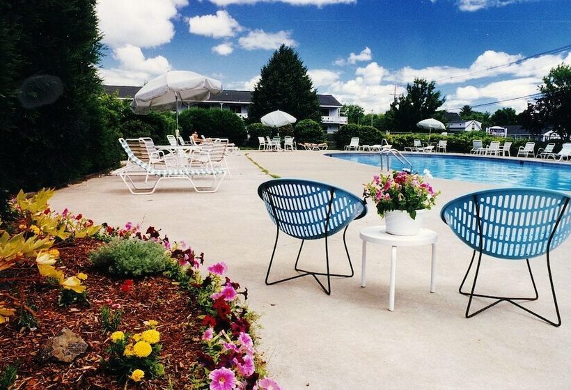 Majestic Regency Resort