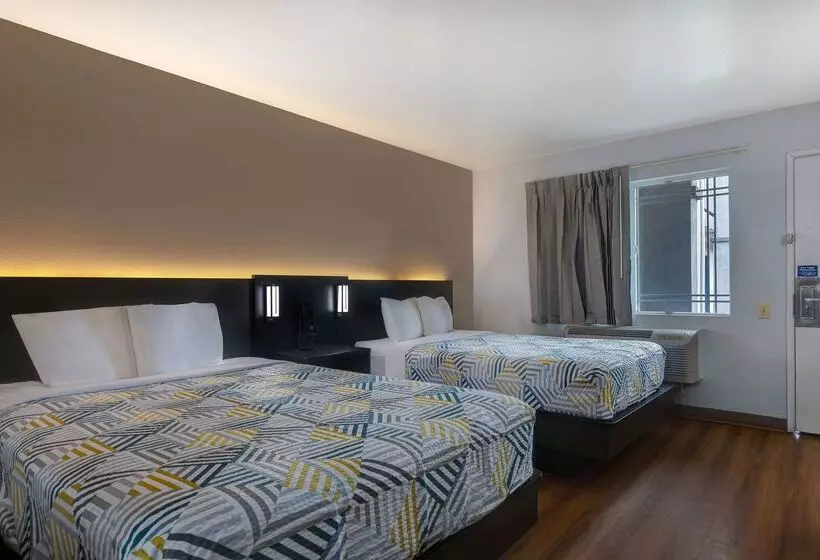 Motel 6buttonwillow, Ca Central