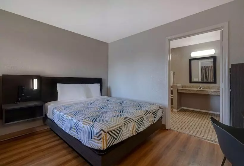 Motel 6buttonwillow, Ca Central