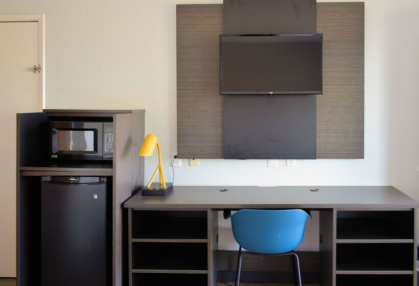 Motel 6reno, Nv Livestock Events Center