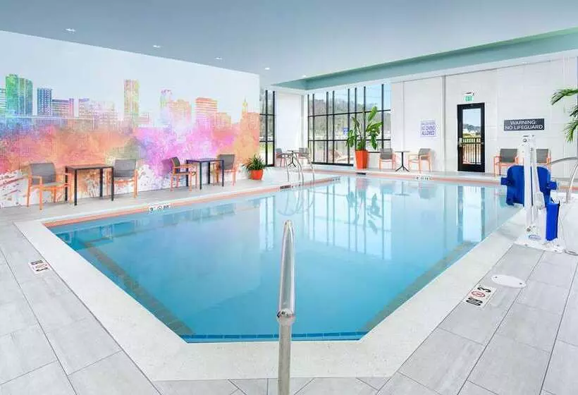 モーテル Hilton Garden Inn Knoxville Papermill Drive