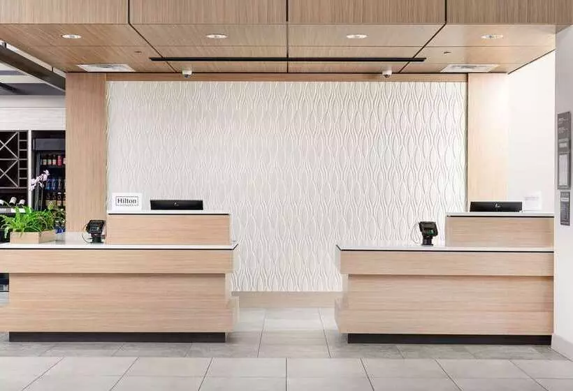 モーテル Hilton Garden Inn Knoxville Papermill Drive