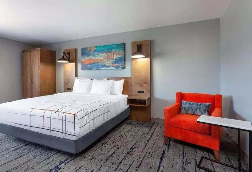 酒店 La Quinta By Wyndham Ft. Myers Sanibel Gateway