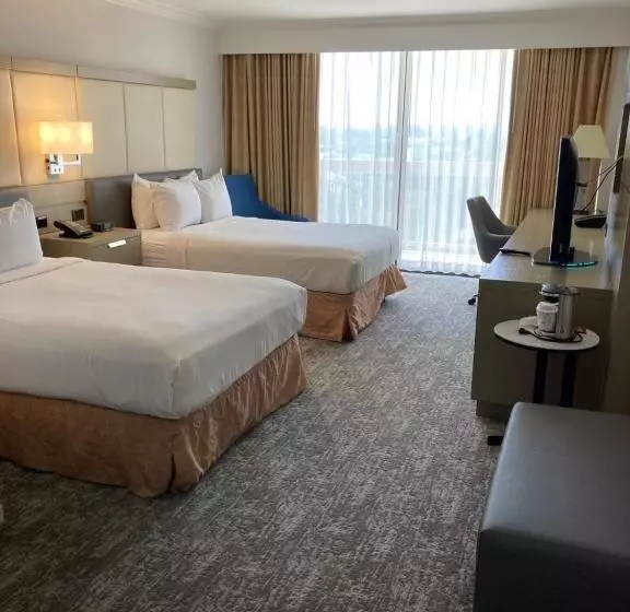 Ontario Airport Hotel & Conference Center