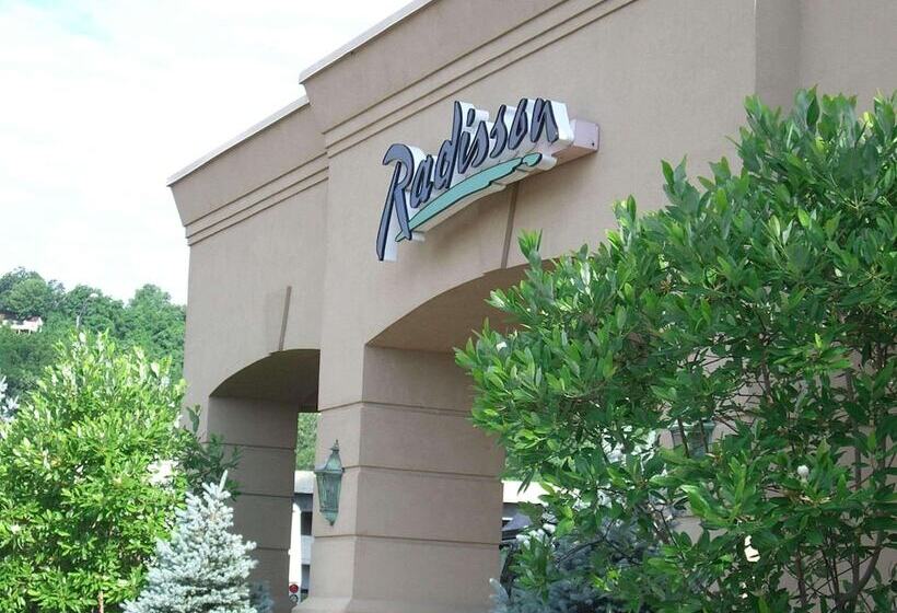 Radisson Hotel Cincinnati Riverfront