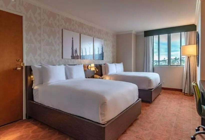 فندق Courtyard by Marriott San Diego Downtown Little Italy