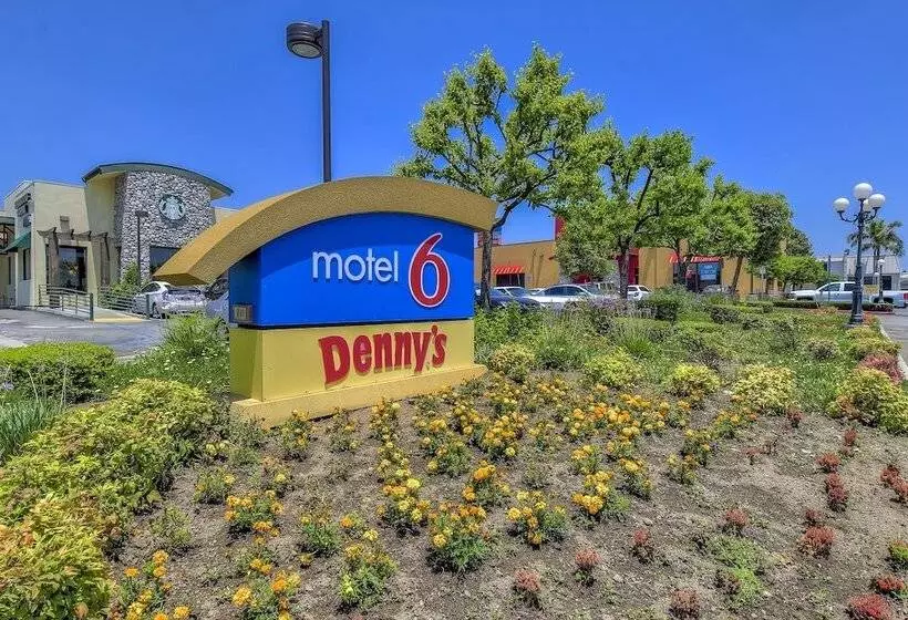 Motel 6 Claremont, Ca