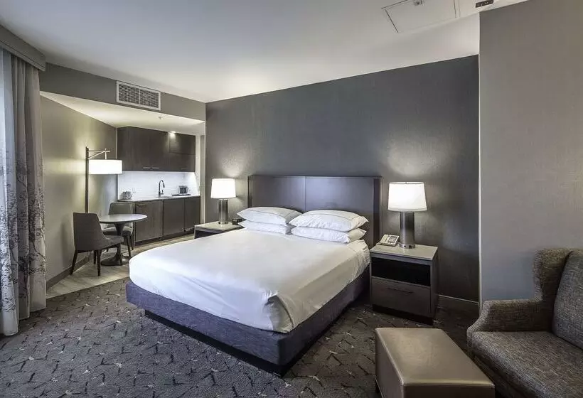 Doubletree By Hilton Hotel Modesto