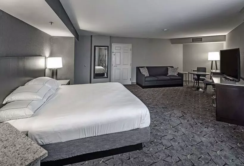 Doubletree By Hilton Hotel Modesto