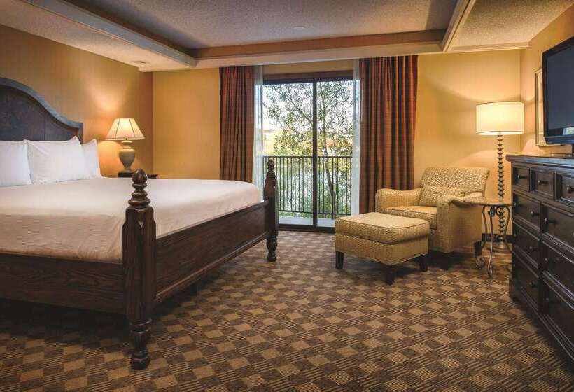 هتل Doubletree By Hilton Seattle Airport