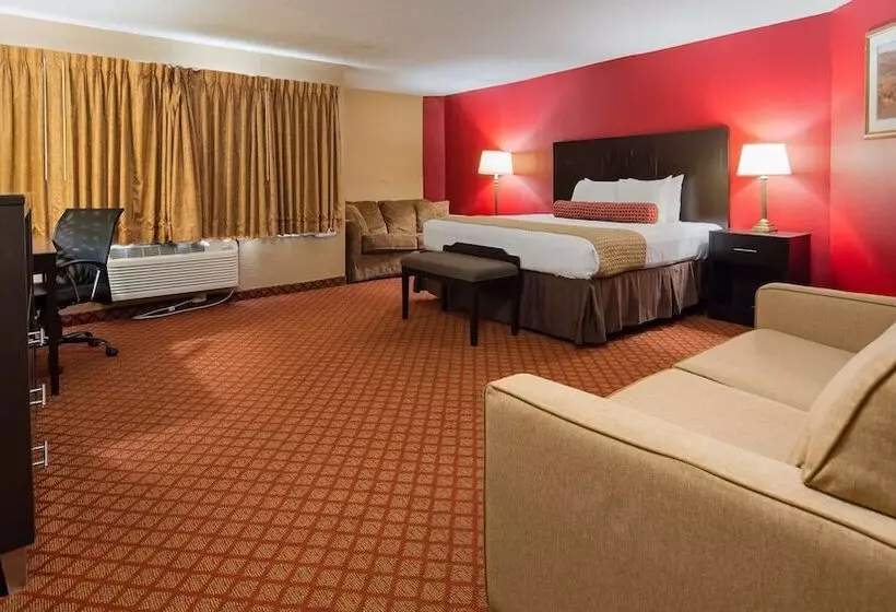 Отель Broadway Inn & Suites