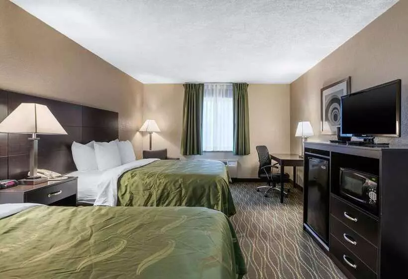酒店 Quality Inn & Suites Des Moines   Merle Hay Road
