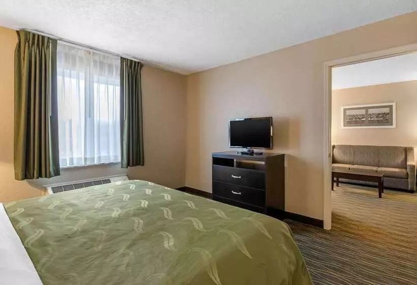 酒店 Quality Inn & Suites Des Moines   Merle Hay Road