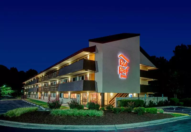 Отель Red Roof Inn Chapel Hill Unc