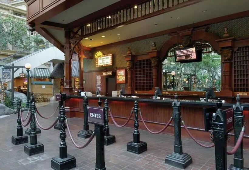 Sam S Town Hotel & Gambling Hall