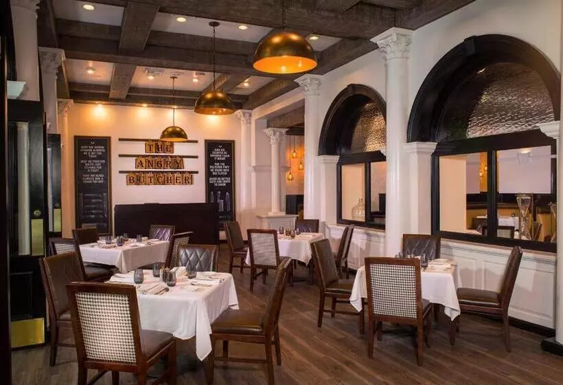 Sam S Town Hotel & Gambling Hall