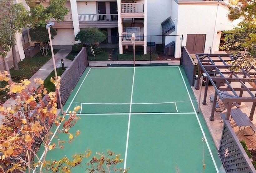 اقامتگاه Hawthorn Extended Stay By Wyndham Columbus