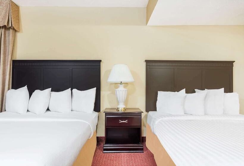 اقامتگاه Hawthorn Extended Stay By Wyndham Columbus