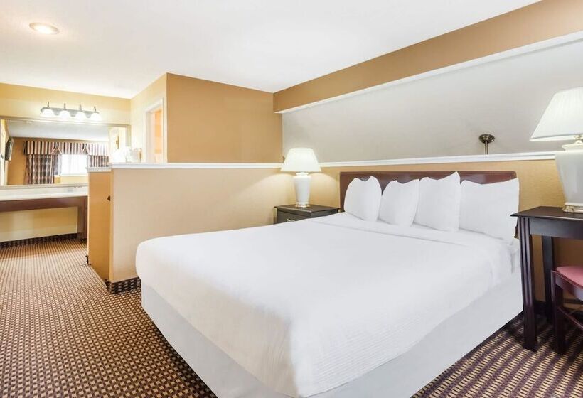 اقامتگاه Hawthorn Extended Stay By Wyndham Columbus