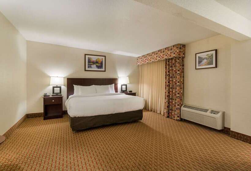 Clarion Hotel Convention Center