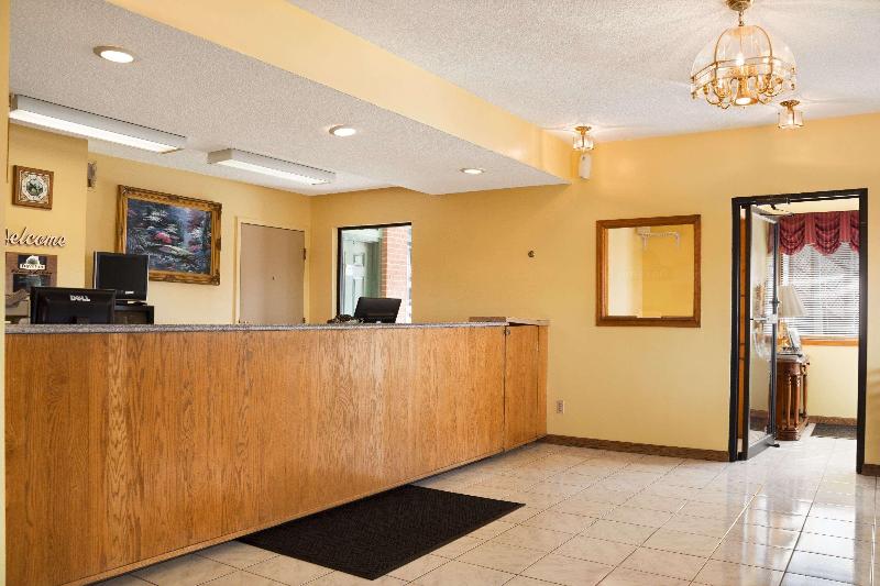 Szálloda Days Inn By Wyndham Wichita West Near Airport