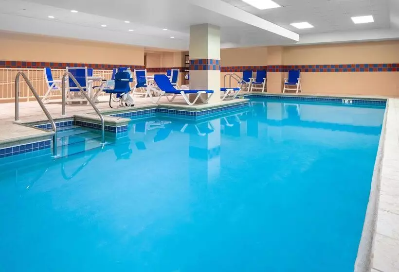 酒店 Hampton Inn Freeport