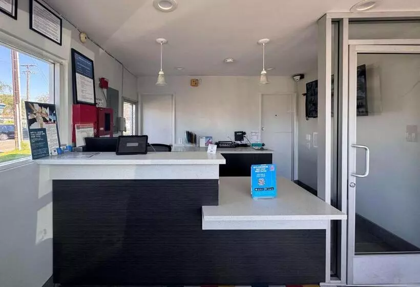 Motel 6 Ontario Airport