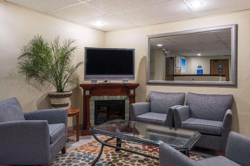 מוטל Days Inn By Wyndham Greenfield