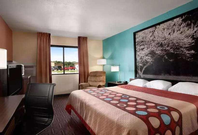 فندق على الطريق Rodeway Inn