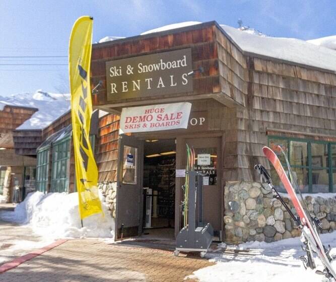 Курорт Plumpjack Inn