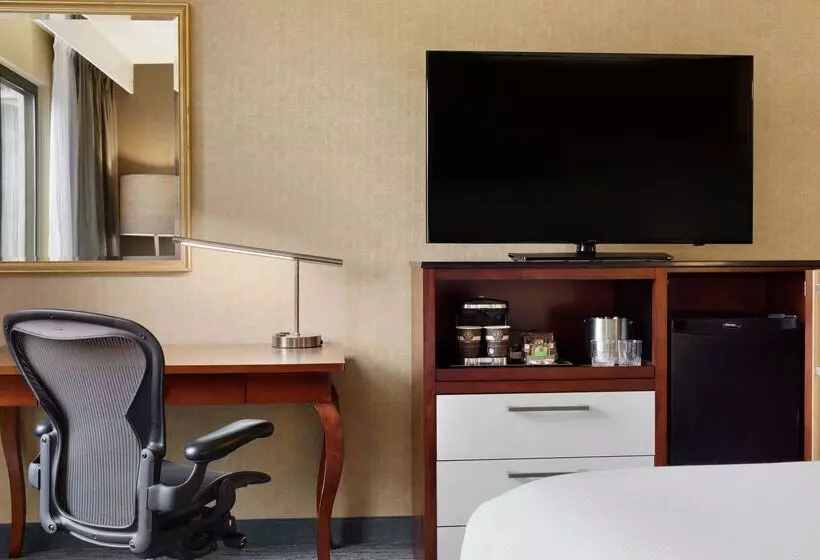 Hotel Doubletree By Hilton Detroit Novi